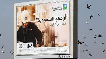 Cartel publicitario de la petrolera estatal Saud� Aramco