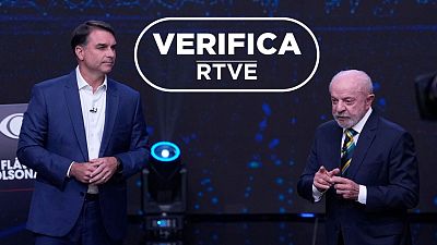 Debate televisivo entre Fl�vio Bolsonaro y Lula da Silva, el 18 de octubre.
