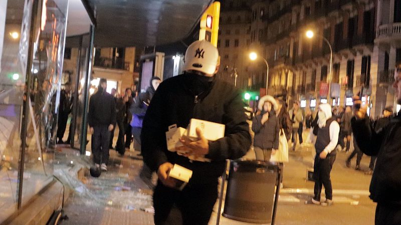 Interior anuncia màxima contundència pels aldarulls de dissabte a Barcelona