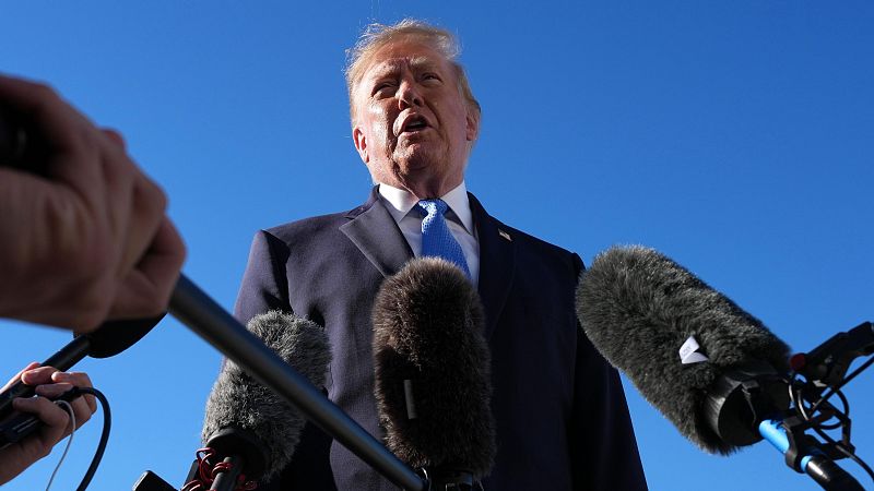 Trump considera "amañadas" las elecciones en Brasil tras la derrota de Flávio Bolsonaro