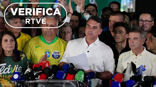 Comparecencia de Fl�vio Bolsonaro el domingo tras conocerse los resultados, con sello 'VerificaRTVE'