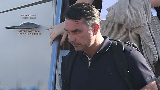Flavio Bolsonaro aterriza en Miami, Florida, EE.UU.