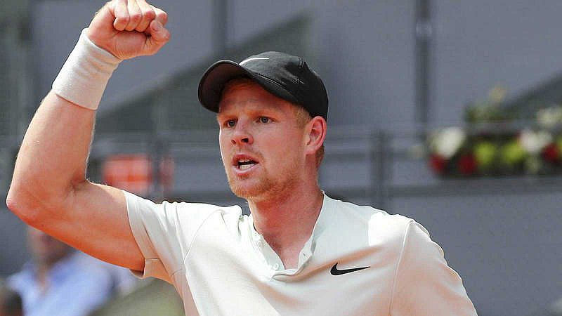 Djokovic se atasca ante Edmund y se despide de Madrid