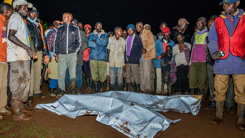 Una presa revienta en Kenia y causa al menos 32 muertos