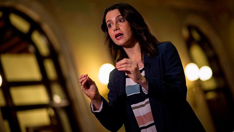 Cs ganaría las elecciones pero el independentismo mantendría la mayoría con una CUP disparada