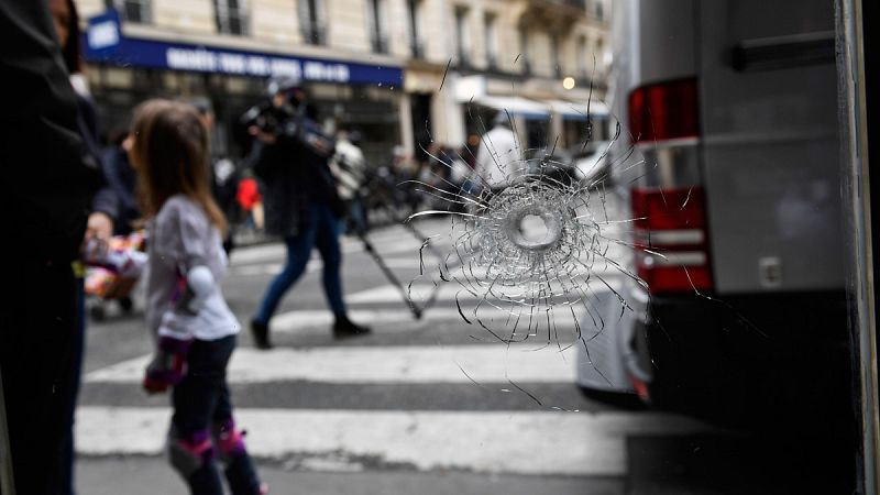 La rápida actuación policial contuvo el ataque en París, cuyo sospechoso estaba fichado