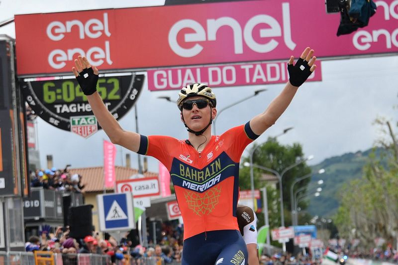 Mohoric demuestra músculo también en el Giro y Chaves dice adiós