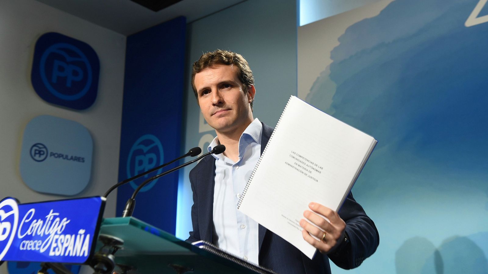 Casado niega irregularidades en su licenciatura y asegura que se basan en "difamaciones anónimas"