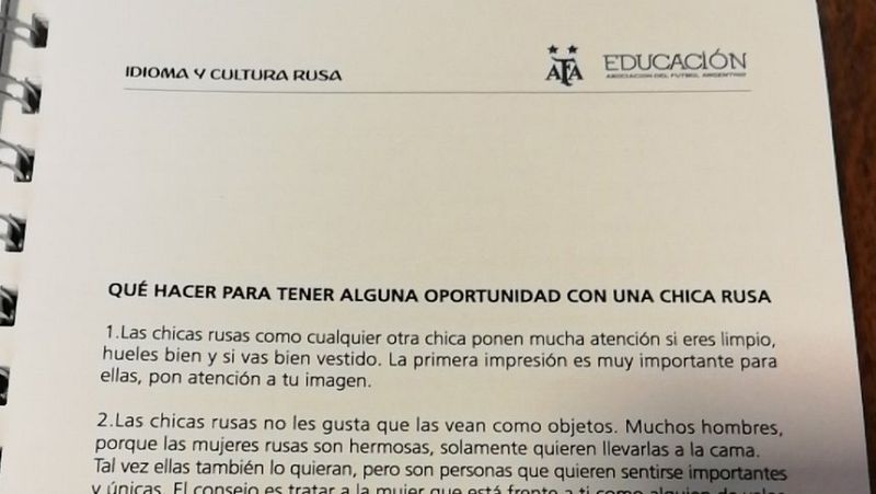 La federación argentina distribuye un manual con consejos para seducir a las mujeres rusas