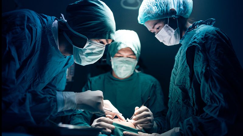Autorizan en Japón la primera operación cardiaca con células madre del mundo