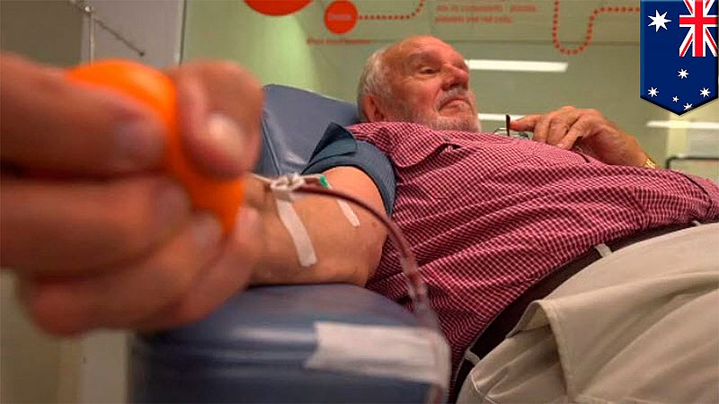 Se jubila James Harrison, el "hombre del brazo de oro" que ha salvado la vida a 2,4 millones de bebés
