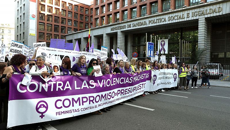 El movimiento feminista reclama al Gobierno la financiación prometida para el Pacto de Estado