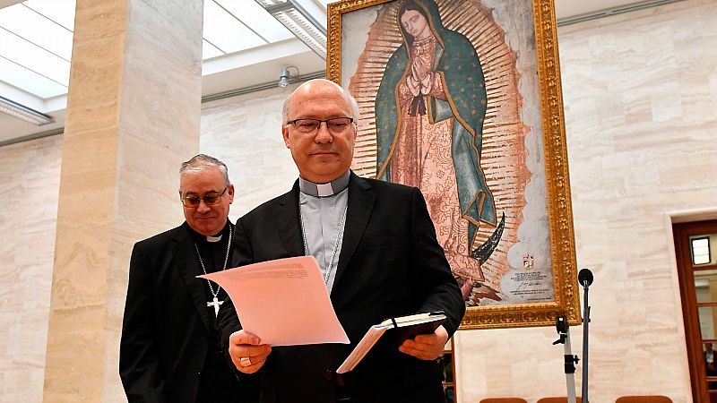 Todos los obispos chilenos renuncian ante el papa Francisco por el encubrimiento de casos de pederastia
