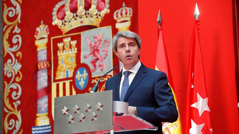 Garrido toma posesión de su cargo como presidente y modifica el Gobierno de la Comunidad de Madrid