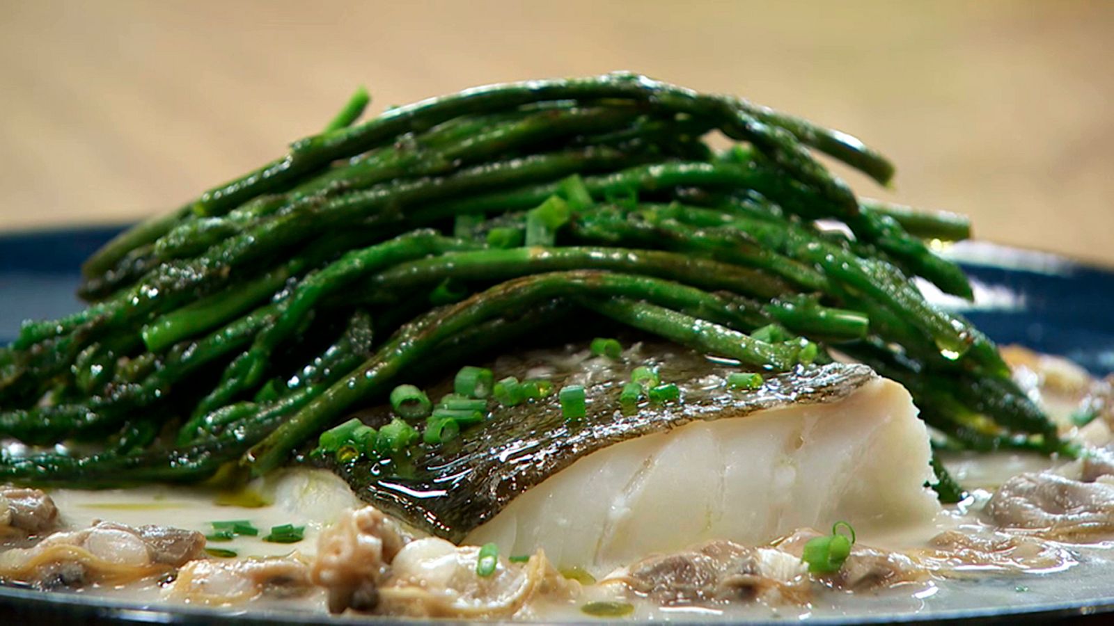 Torres en la cocina - Bacalao con almejas