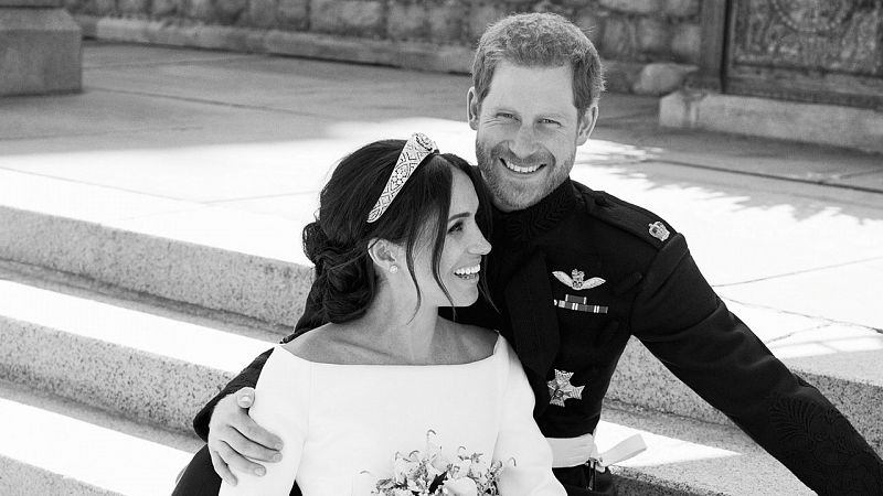 La Casa Real británica publica las primeras fotos oficiales de la boda del príncipe Enrique y Meghan Markle