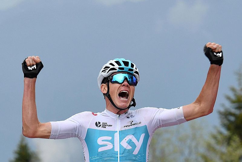 Froome escribe en el Giro su página más heroica en el ciclismo