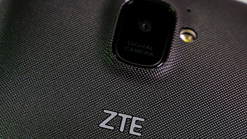 EE.UU. levantará las sanciones a la tecnológica china ZTE tras llegar a un acuerdo con la compañía