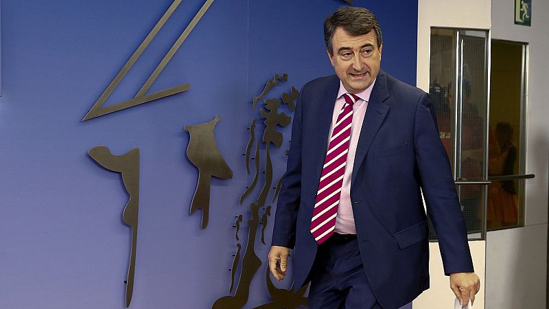 Los nacionalistas reprochan a Sánchez no haber contactado antes y no aclaran su apoyo