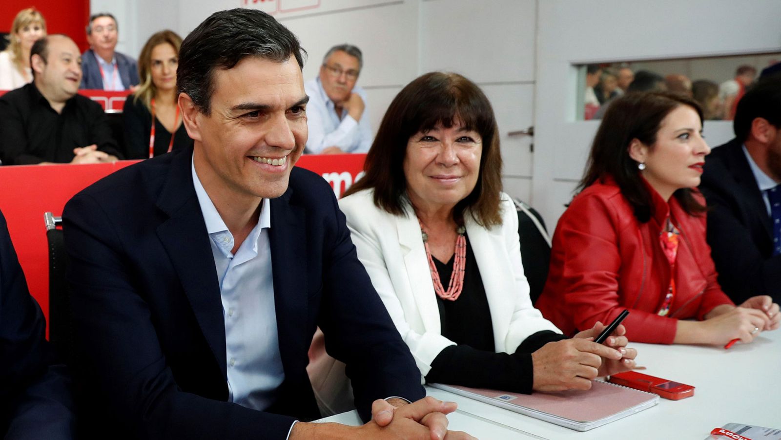 El Comité Federal respalda la moción de Sánchez, que no despeja cuando convocaría elecciones