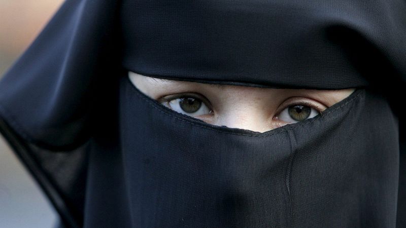 Dinamarca aprueba prohibir el uso del burka y el niqab en lugares públicos