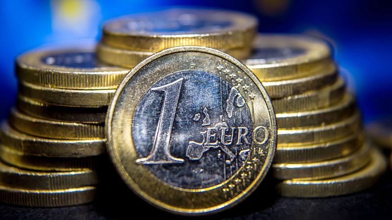 La mayoría de los italianos quiere seguir en el euro, según dos sondeos publicados este jueves
