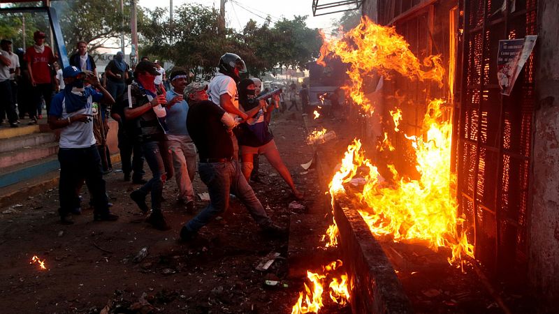 EE.UU. condena la violencia del Gobierno de Nicaragua y llama al diálogo