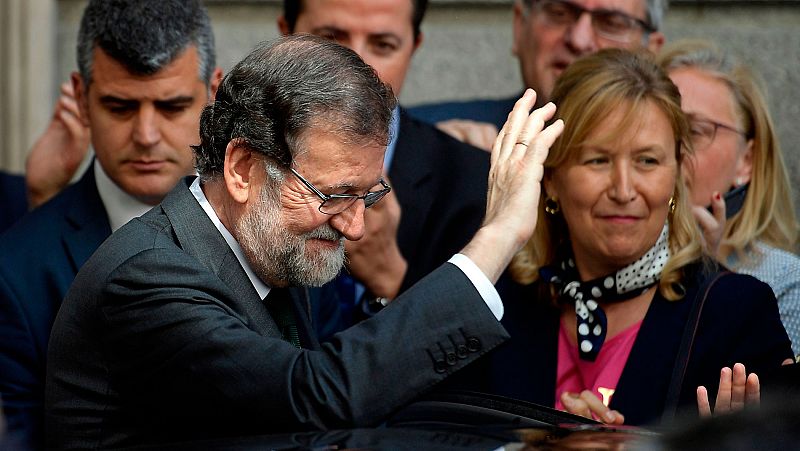 Luces y sombras del legado que Rajoy deja a Sánchez tras seis años y medio en la Moncloa