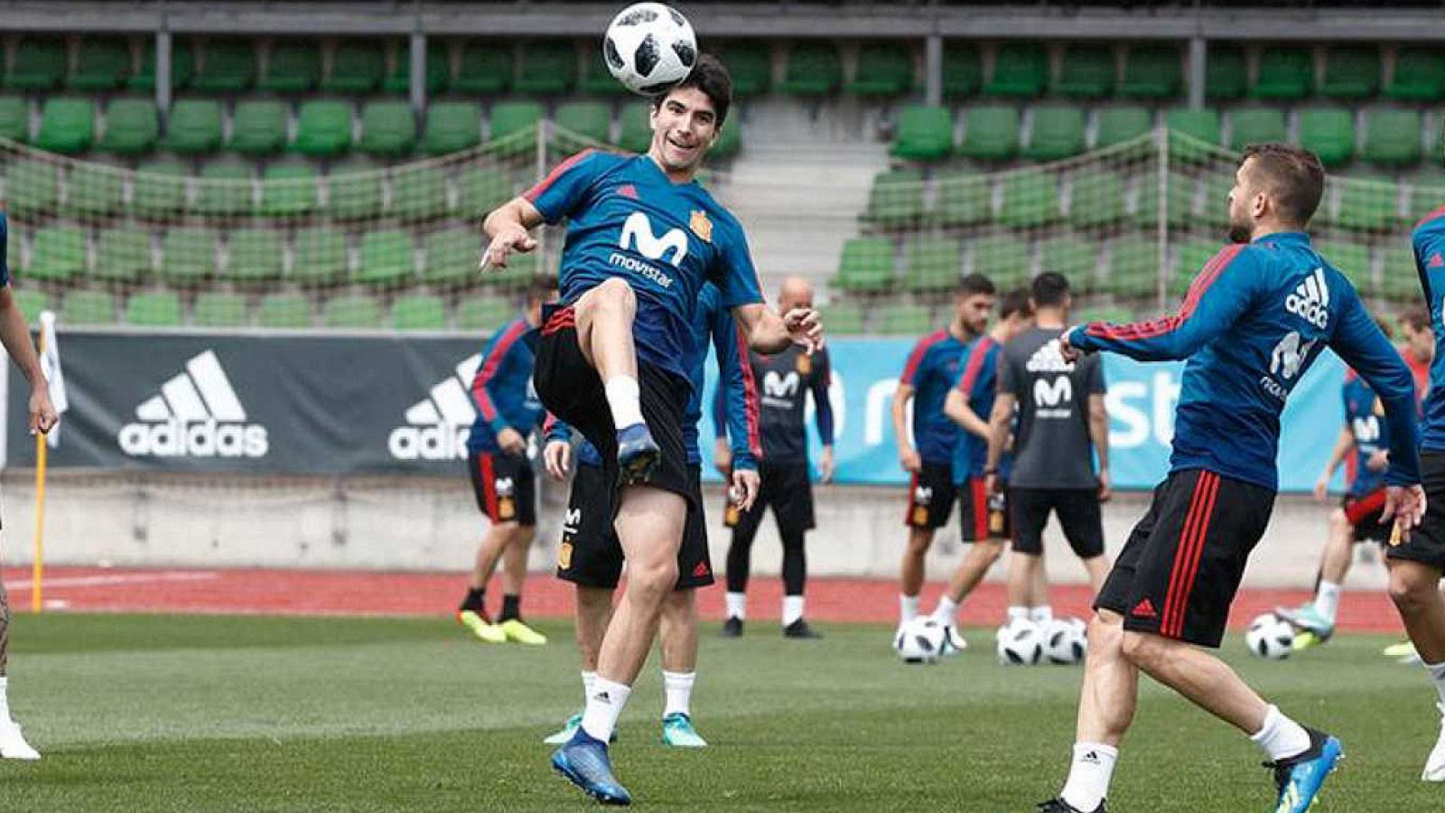 Comienza el viaje de la Selección de cara al Mundial de Rusia | Ver