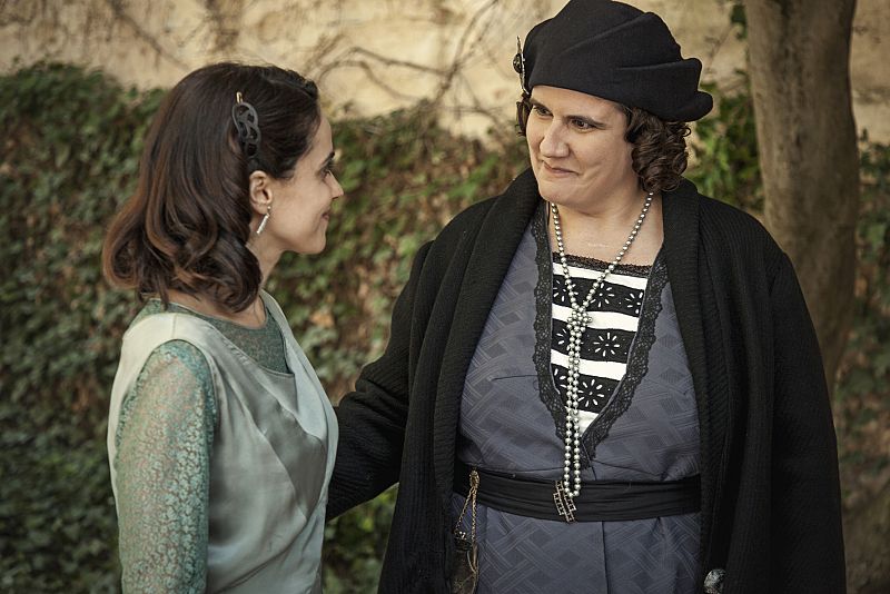 La Academia de 'La otra mirada' recibe la visita de la humanista María de Maeztu