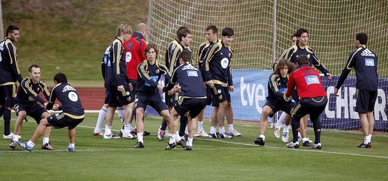 La selección española recibe su peso en cerveza
