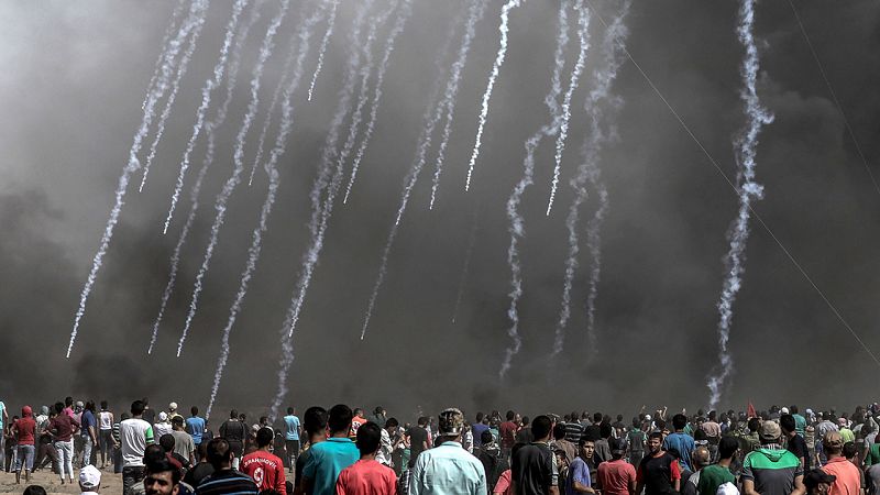 Al menos cuatro muertos y medio millar de palestinos heridos en un nuevo viernes de protestas en Gaza