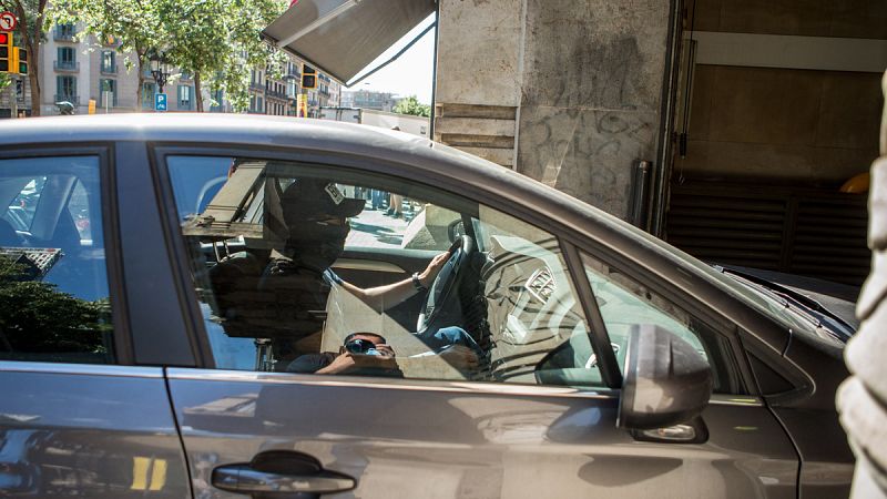 En libertad los dos detenidos en los registros a la Generalitat para investigar el censo del 1-O