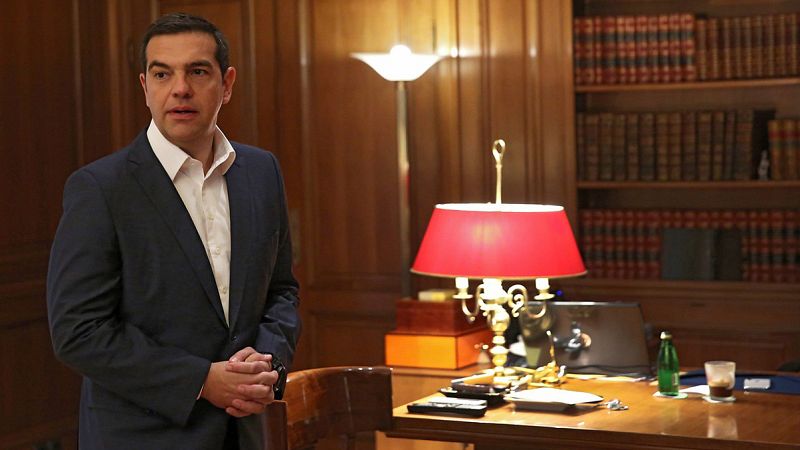 La derecha griega presenta una moción de censura contra Tsipras por su acuerdo con Macedonia