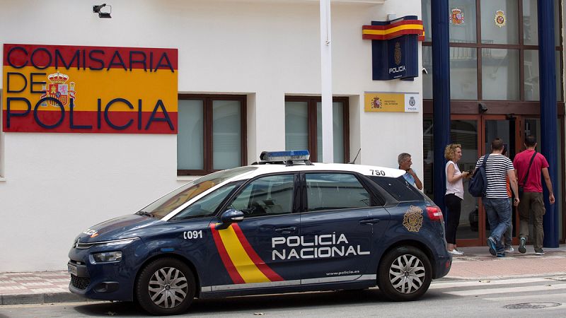 Prisión sin fianza para los dos policías locales de Estepona acusados de agresión sexual