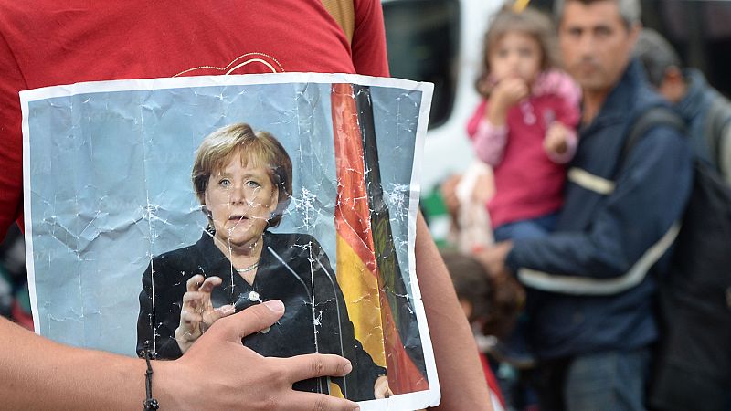 Las diferencias en política migratoria agrietan el Gobierno de Merkel