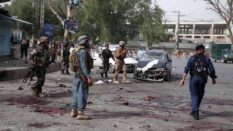 Al menos 18 muertos y 49 heridos en un atentado suicida en Afganistán