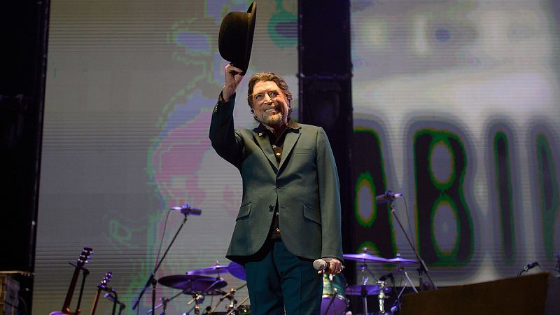 Joaquín Sabina cancela los cuatro conciertos restantes de su gira 'Lo niego todo'