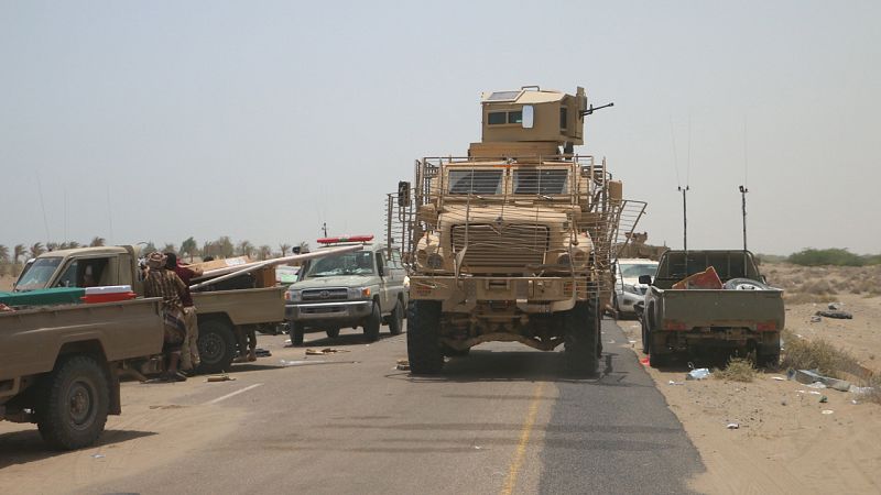 Las fuerzas yemeníes conquistan el aeropuerto de Al Hudeida y avanzan por el sur