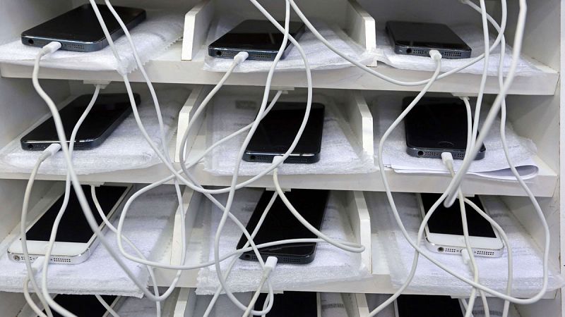 Competencia, preocupada por la subida de precios en telefonía y el "fuerte empaquetamiento" de sus servicios