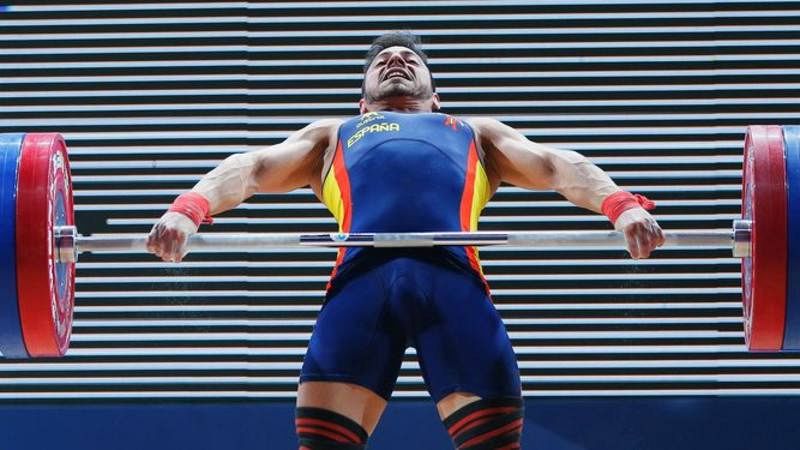 Josu Brachi logra el bronce en arrancada, en la categora de 62 kilogramos