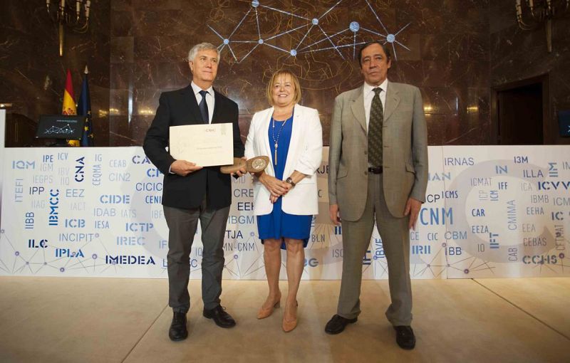 'Lab24', de Canal 24 horas, recoge la Medalla de Plata del CSIC