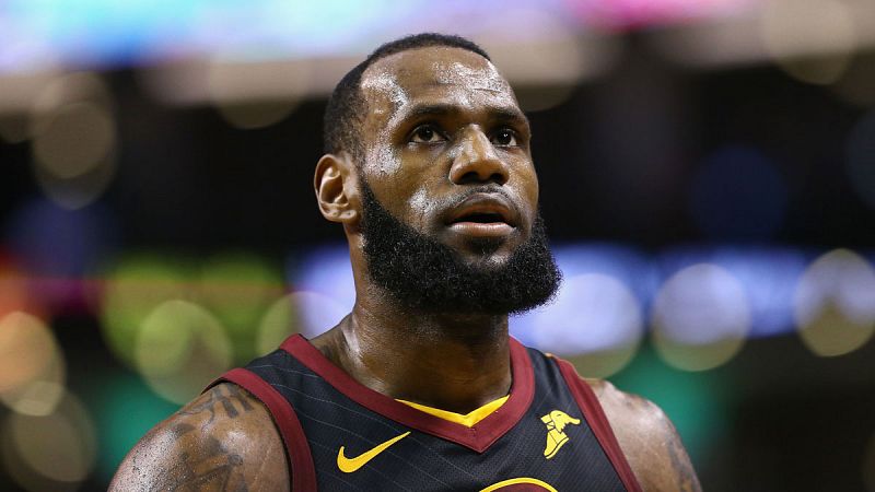 LeBron James firma con Los Ángeles Lakers por cuatro temporadas y 154 millones de dólares