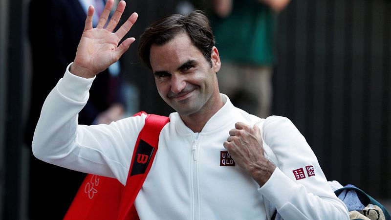 Federer comienza la defensa de Wimbledon con un cómodo triunfo ante Lajovic