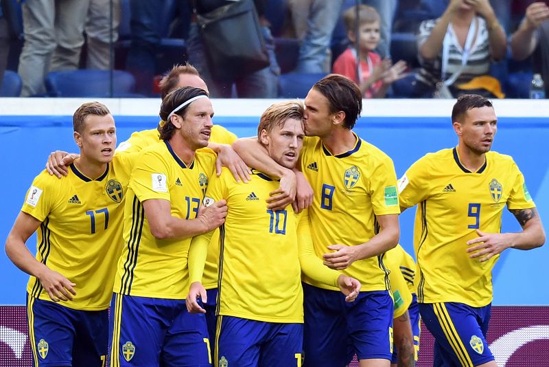 Suecia desespera a Suiza y la manda para casa