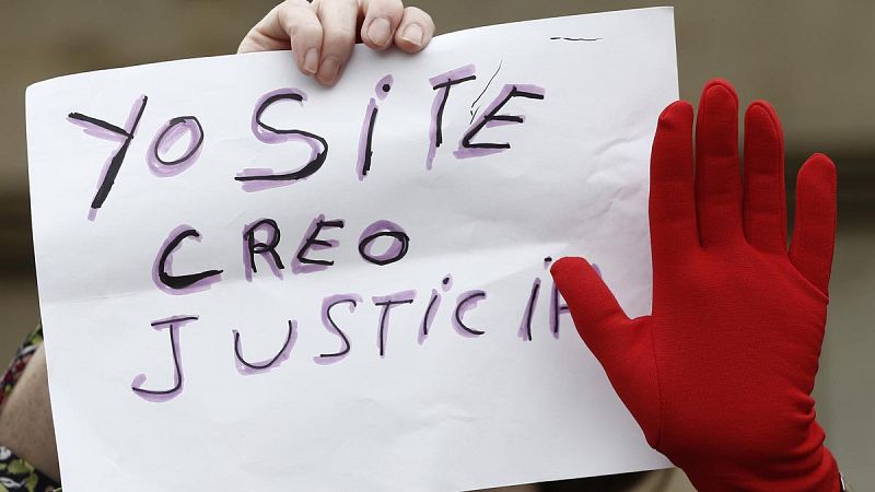 Más de 700 jueces presentan una queja ante la "presión social" contra el tribunal del caso 'La Manada'