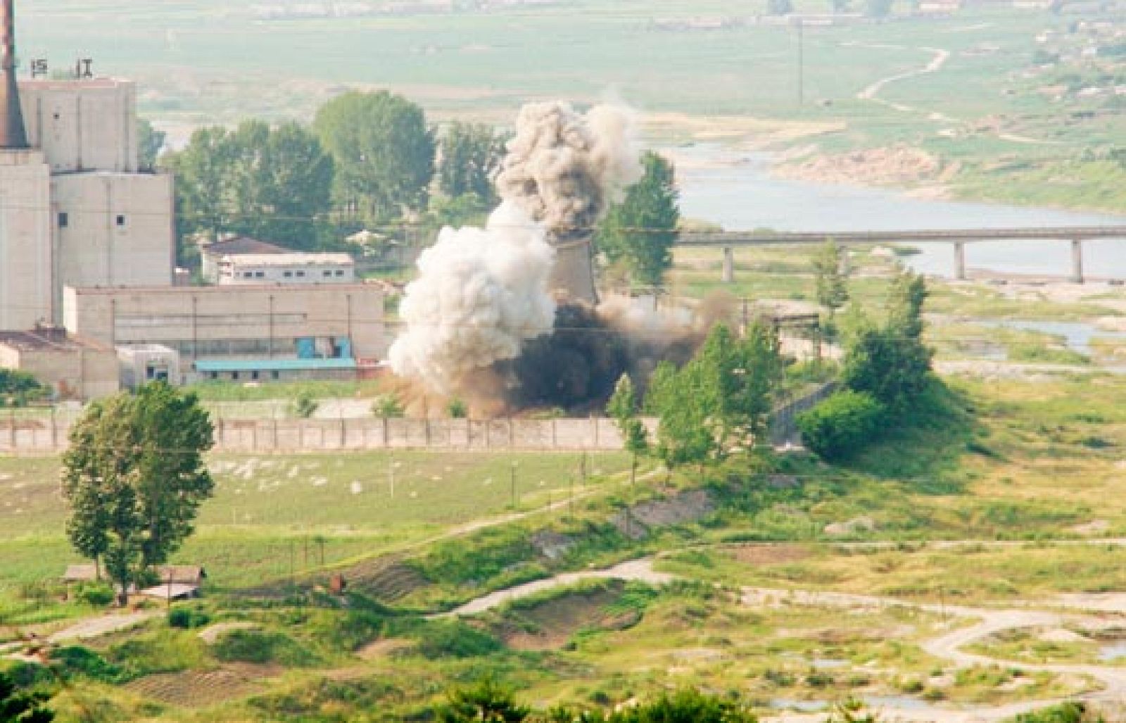 Corea sale del 'Eje del Mal'