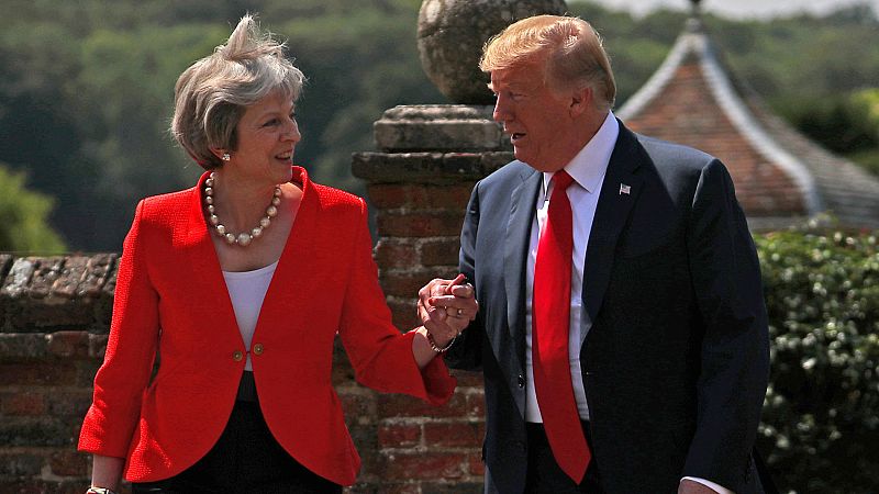 Trump recula ante May y se presta a pactar "un ambicioso acuerdo comercial" tras el 'Brexit'