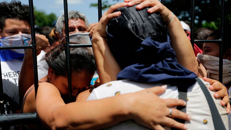 Aumenta la tensión en Nicaragua tras la muerte de dos estudiantes en el ataque contra una iglesia