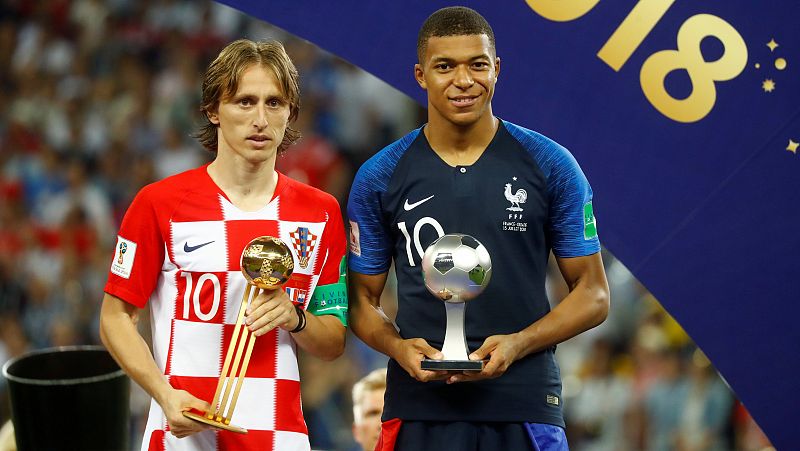 Griezmann, el mejor de la final; Modric, del torneo, y Mbappè, mejor joven